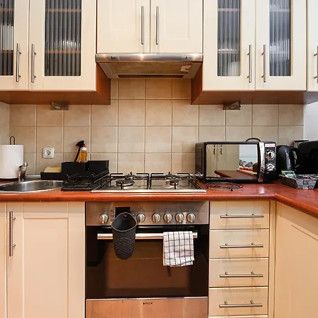 P&o Serviced Mazowiecka Apartment *